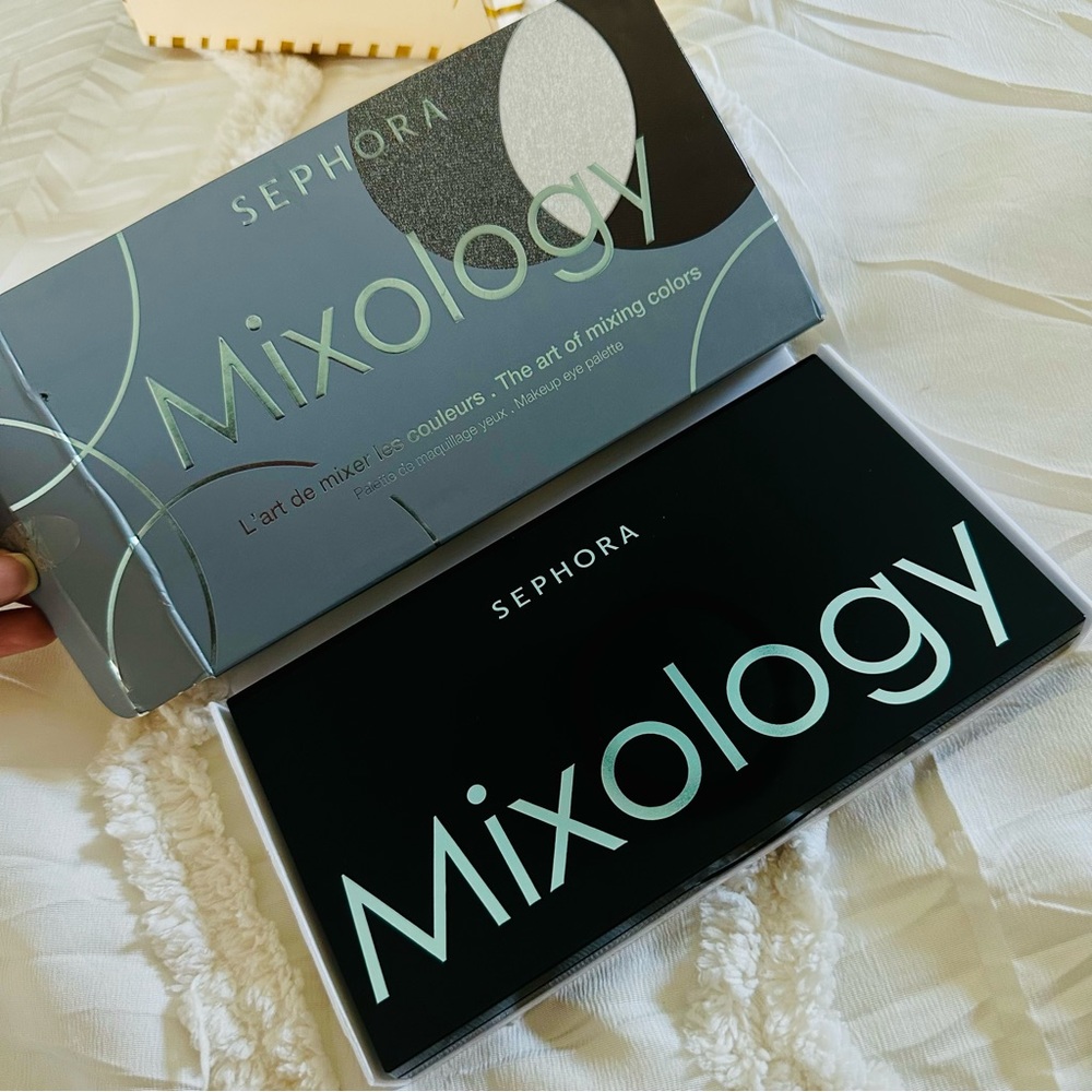 NWT Sephora Mixology The Art of Mixing Colors Hot & Spicy Eyeshadow Palette